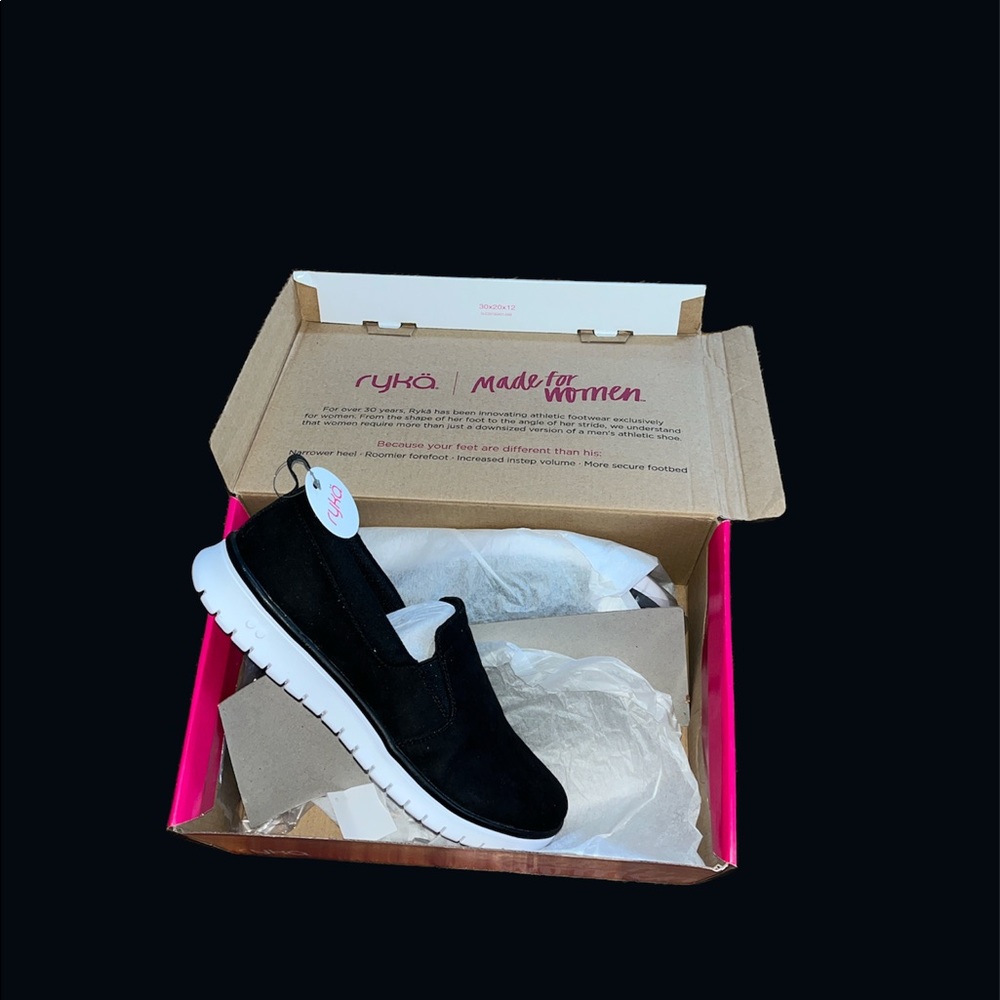 Ryka women's slip on sneakers new with tags MINT in box 8.5 M